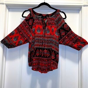 Women’s Small A. Byer Red Patterned Short Sleeve Blouse